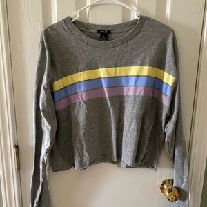 Long Sleeve Gray Striped Crop Top